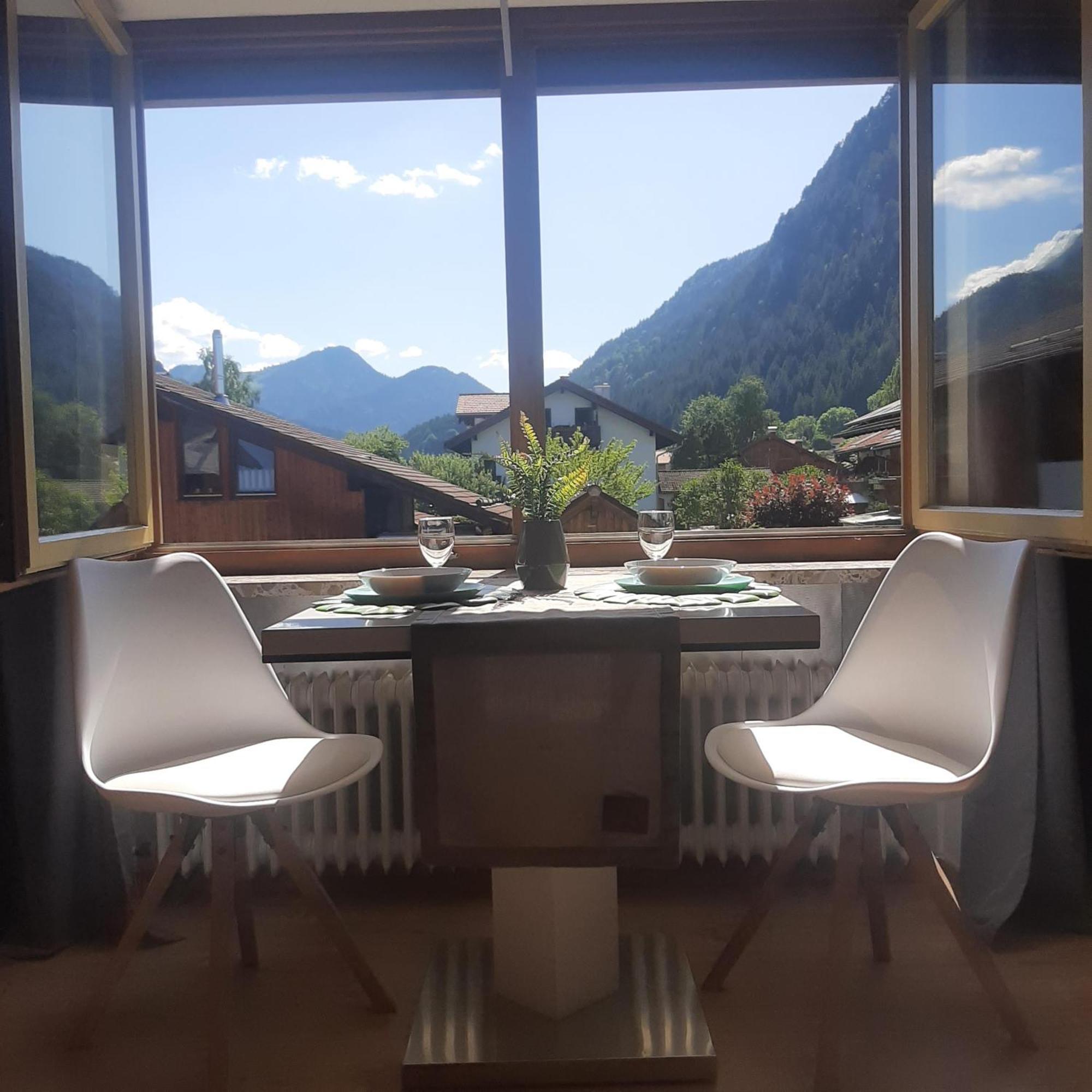Gaestehaus Gomilar Пфронтен Екстериор снимка
